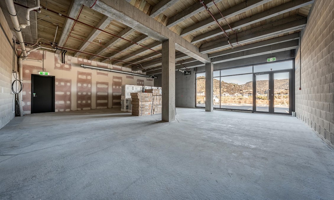 Northlake Commercial